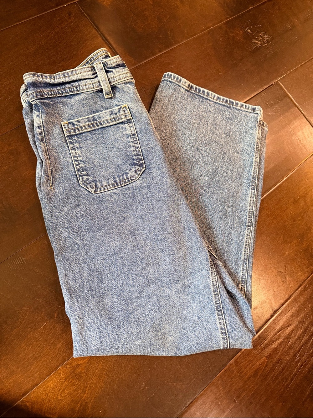 Universal Thread Women's Sailor Straight Leg Jeans
